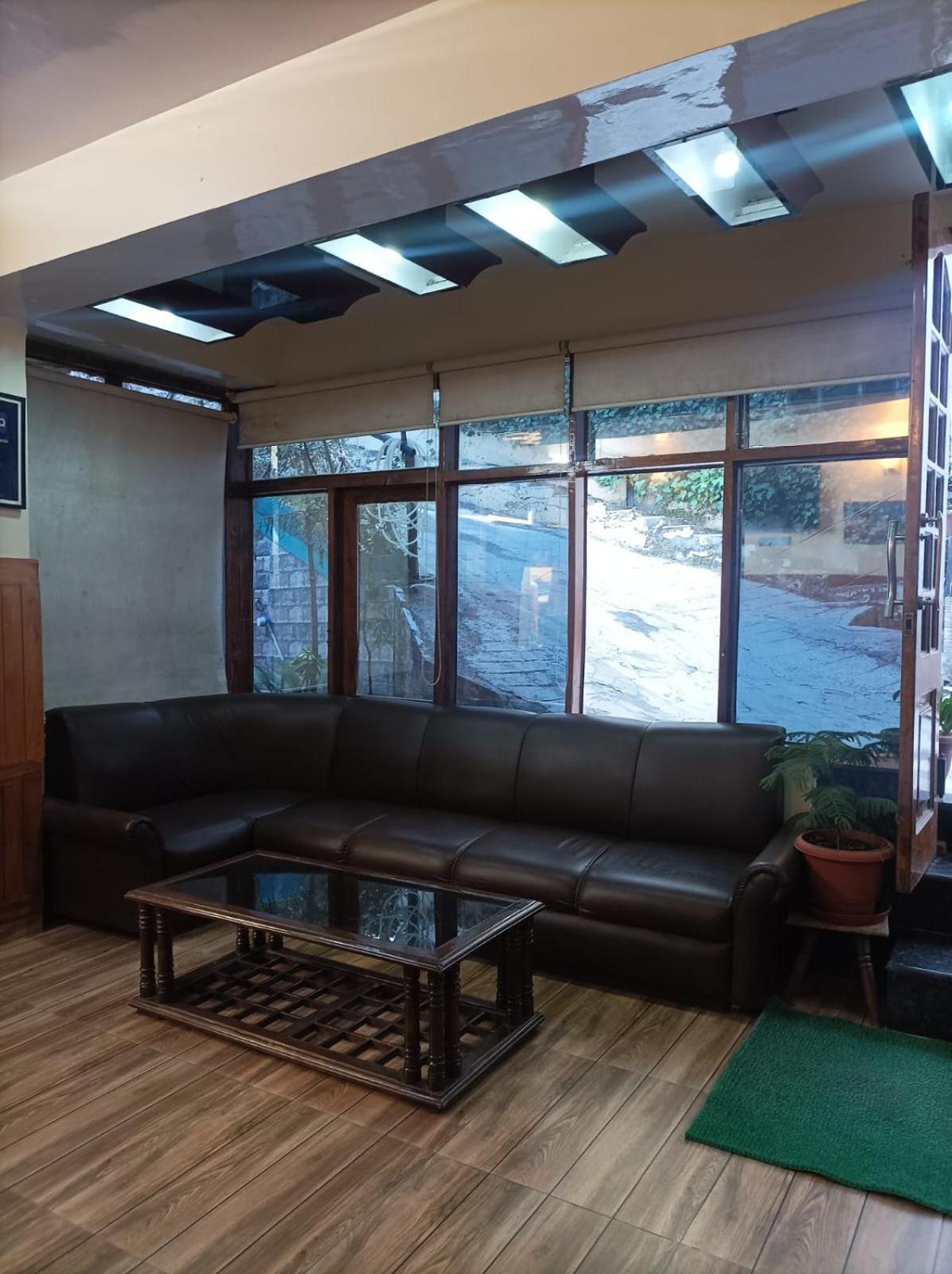Hotel Rajat Chhota Simla Exterior foto